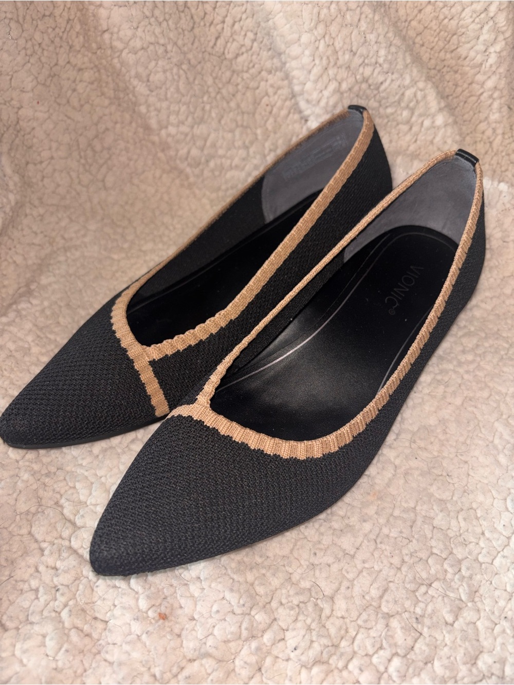 Vionic Dahlia Black Tan Knit Pointed Toe Comfort Flats Size 9 US